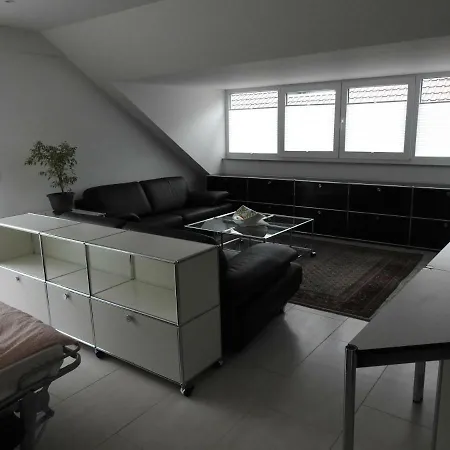 Messewohnung Rosrath 公寓 Holzmarkt